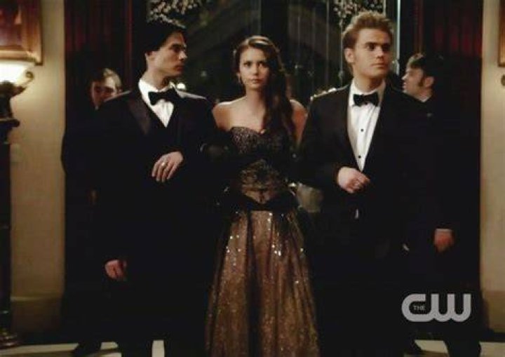 012211_vampire_diaries_best_moments_05_XXXX_110121180042