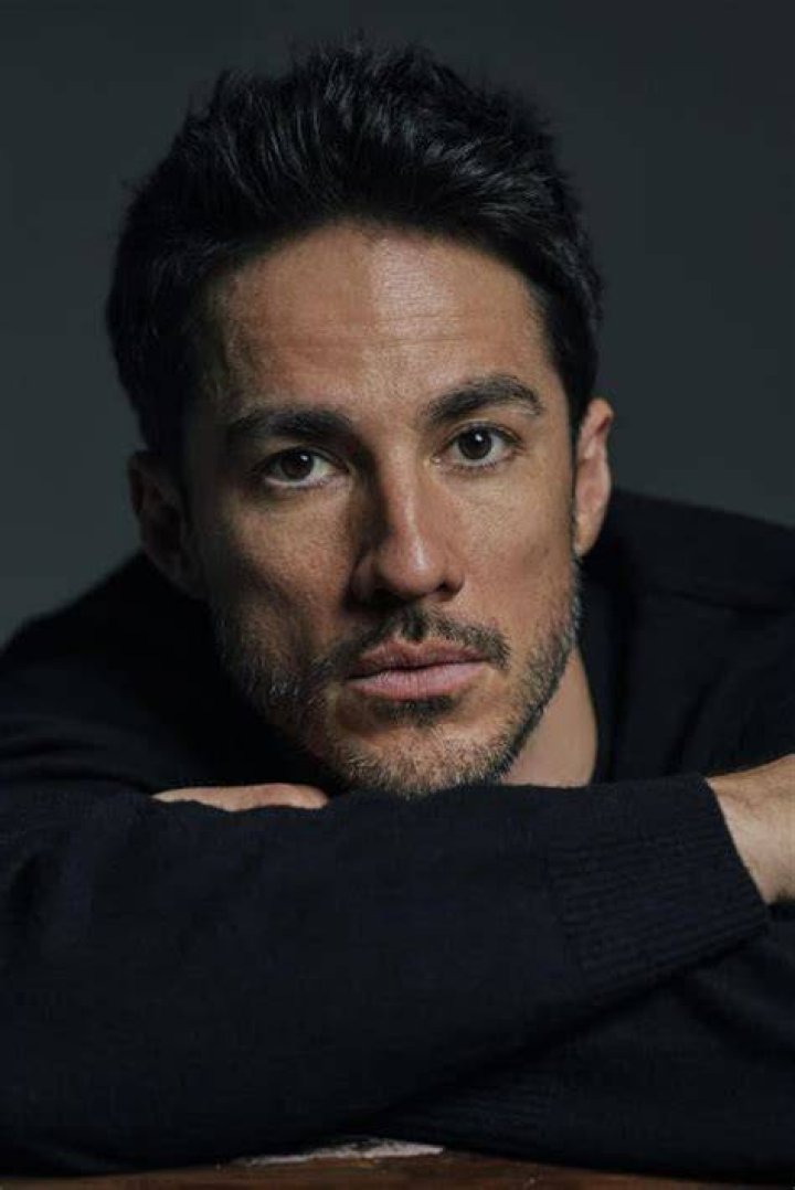 012511_michael_trevino_04_XXXX_
