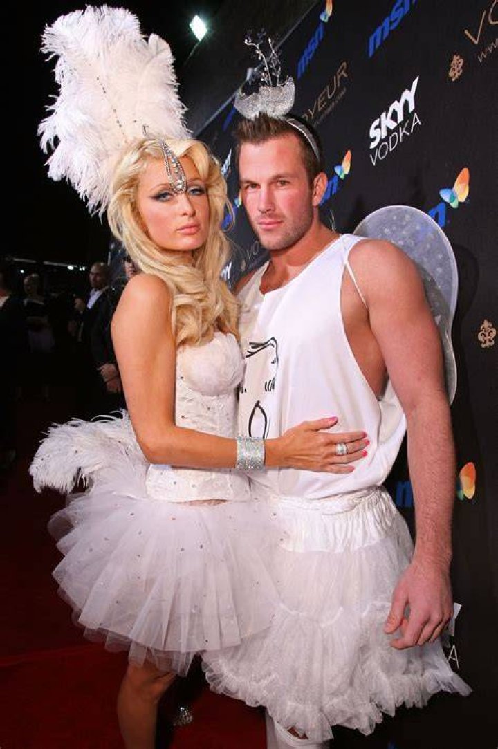 031710_paris_hilton_doug 031710_paris_hilton_doug