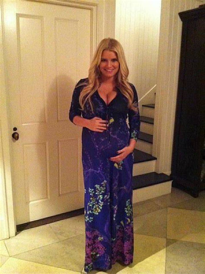 032612_JessSimpson_04