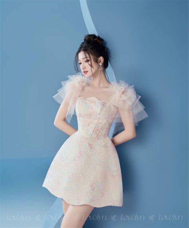 050312_Dresses_011