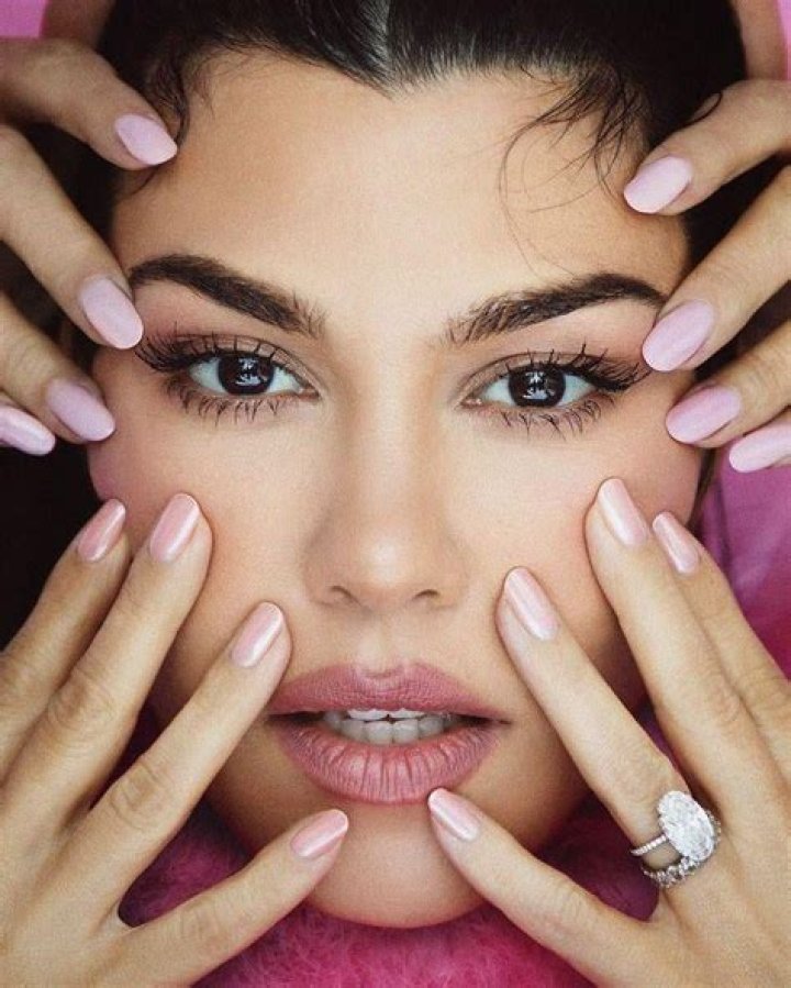 051311_kardashian_miss_109320183