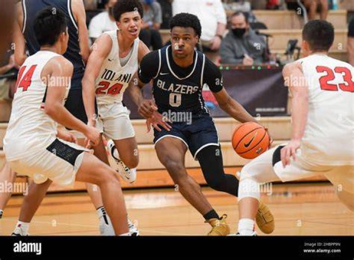 49 win over host IOLANI RAIDERS during the IOLANI CLASSIC TOURNAMENT, Iolani High School Gym, Honolulu, Hawaii. 20 Dec 2021 Pictured: 49 win over host IOLANI RAIDERS during the IOLANI CLASSIC TOURNAMENT, Iolani High School Gym, Honolulu, Hawaii. Photo credit: ZUMAPRESS.com / MEGA TheMegaAgency.com +1 888 505 6342 (Mega Agency TagID: MEGA815474_001.jpg) [Photo via Mega Agency]