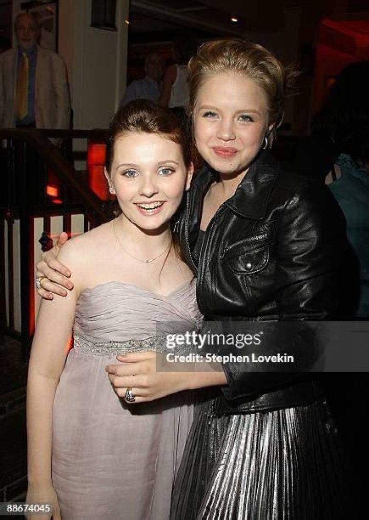 abigail breslin, sofia vassilieva, evan ellingson