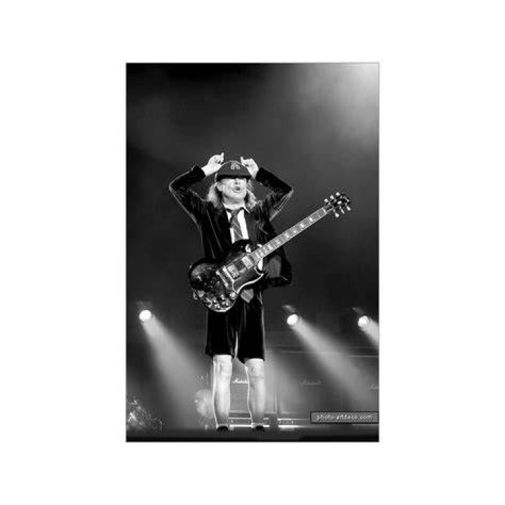 acdc-12