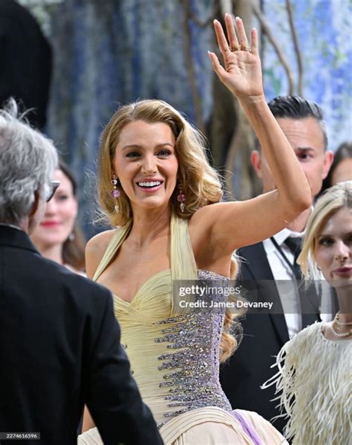 Actor Blake Lively attends the NYFW Fall/Winter 2022 Michael Kors fashion show at Terminal 5, in New YorkNYFW Fall/Winter 2022 - Michael Kors - Front Row, New York, United States - 15 Feb 2022