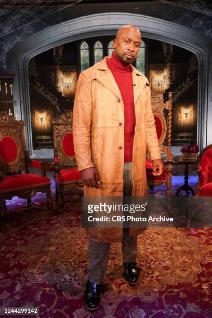 Akbar Gbajabiamila As Samuel L. Jackson