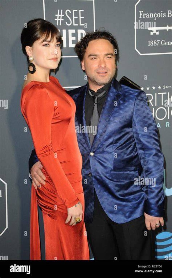 Alaina Meyer and Johnny Galecki76th Annual Golden Globe Awards, Arrivals, Los Angeles, USA - 06 Jan 2019