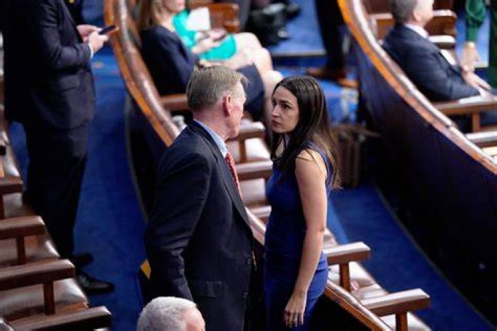 Alexandria Ocasio-Cortez, Paul Gosar