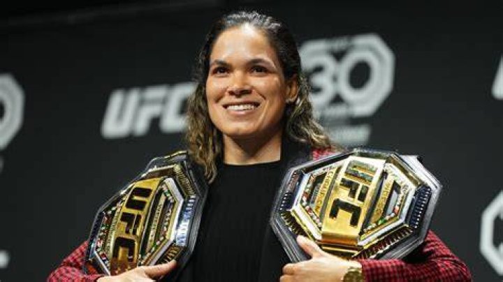 amanda-nunes-3