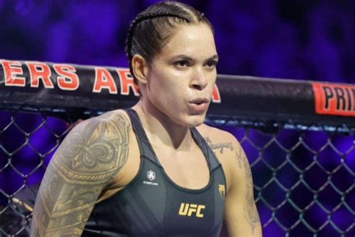 amanda-nunes-4