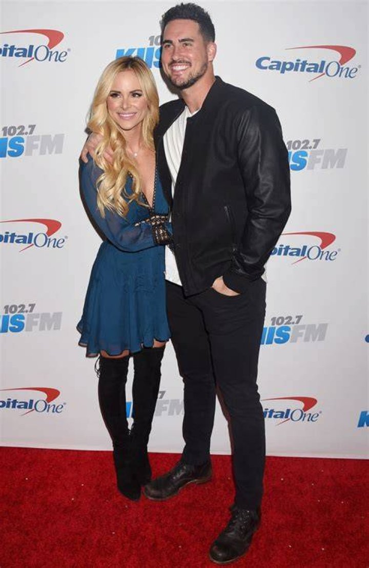 Amanda Stanton and Josh Murray iHeartRadio Jingle Ball, Arrivals, Staples Center, Los Angeles, USA - 02 Dec 2016
