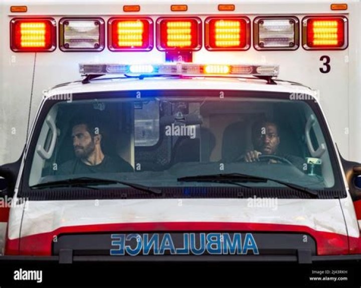 AMBULANCE, from left: Yahya Abdul-Mateen II, Jake Gyllenhaal, 2022. ph: Andrew Cooper /&copy; Universal Pictures /Courtesy Everett Collection