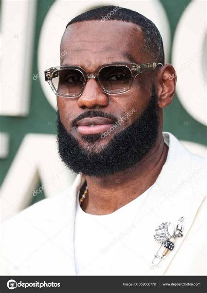 American professional basketball player LeBron James and wife Savannah James arrive at the Los Angeles Premiere Of Peacock's 'Shooting Stars' held at the Regency Village Theatre on May 31, 2023 in Westwood, Los Angeles, California, United States. Los Angeles Premiere Of Peacock's 'Shooting Stars', Regency Village Theatre, Westwood, Los Angeles, California, United States - 31 May 2023