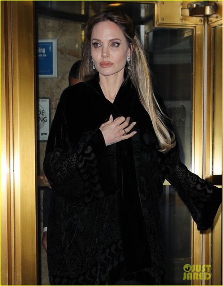 Angelina Jolie goes to a movie with daughter Zahara