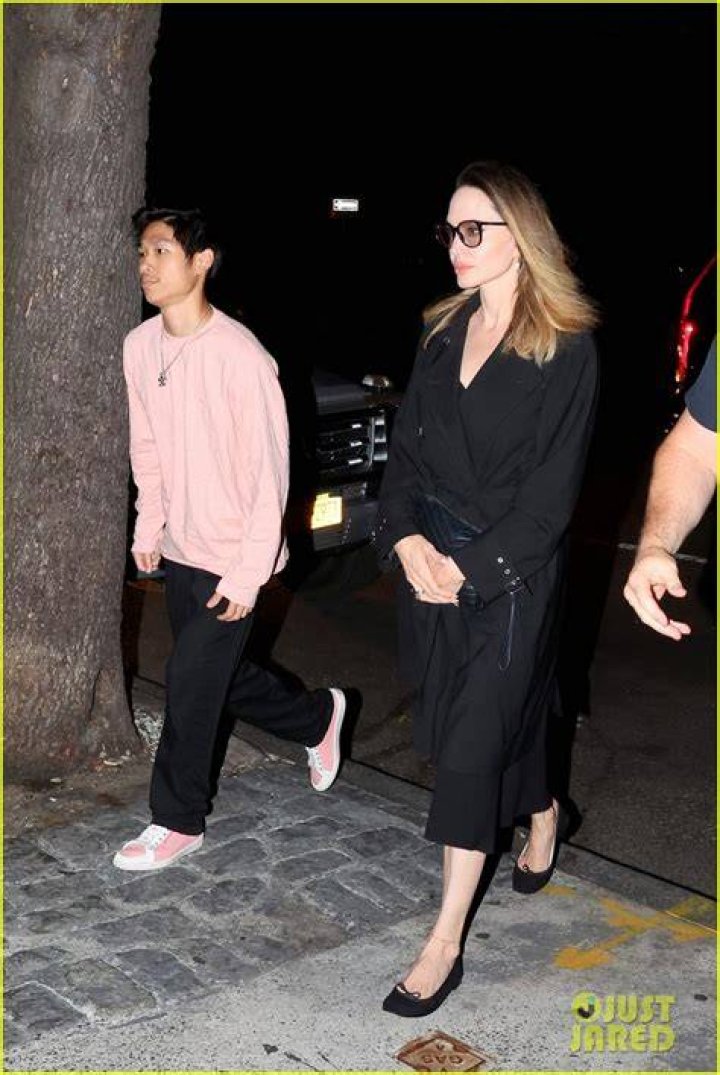 Angelina Jolie & Son Pax Walking