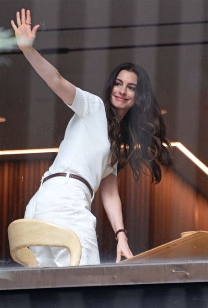 Anne Hathaway on the Set of &lsquo;We Crashed&rsquo;