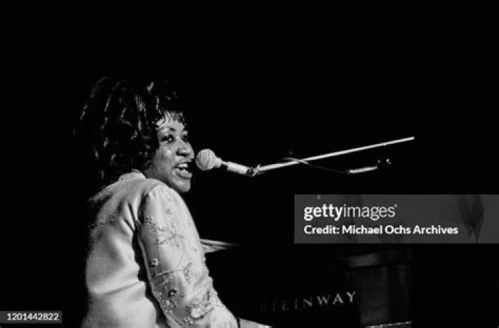 Aretha Franklin Performing