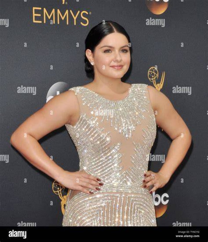 Ariel Winter 68th Primetime Emmy Awards, Arrivals, Los Angeles, USA - 18 Sep 2016 WEARING YOUSEF AL-JASMI DRESS SHOES BY STUART WEITZMAN