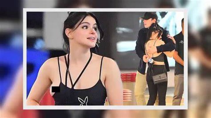 ariel winter wardrobe malfunction tank top