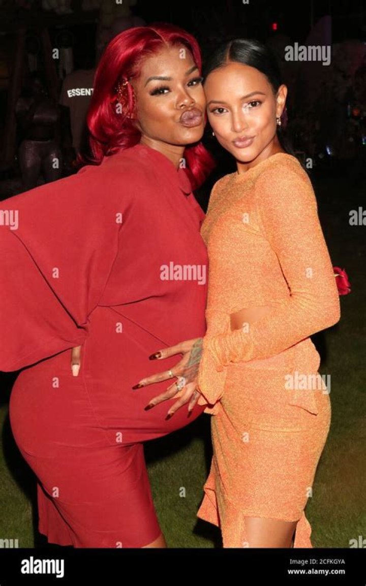 Atlanta, GA - Celebrities attend Teyana & Iman's babyshower in the courtyard at The Gathering Spot in Atlanta, Georgia. Pictured: Teyana & Iman & Junie Shumpert BACKGRID USA 5 SEPTEMBER 2020 BYLINE MUST READ: MediaPunch / BACKGRID USA: +1 310 798 9111 / UK: +44 208 344 2007 / *UK Clients - Pictures Containing Children Please Pixelate Face Prior To Publication*