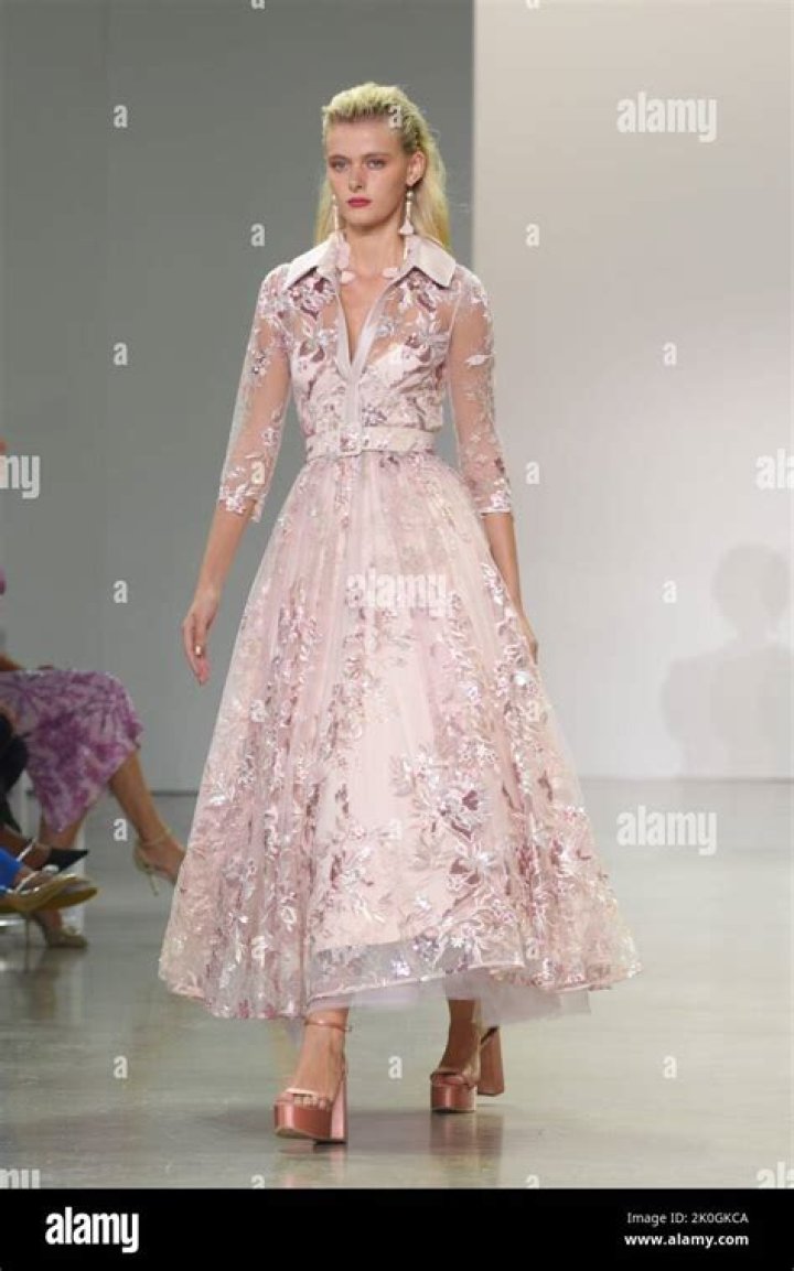 Badgley Mischka show, Runway, Spring Summer 2018, New York Fashion Week, USA &ndash; 12 Sep 2017