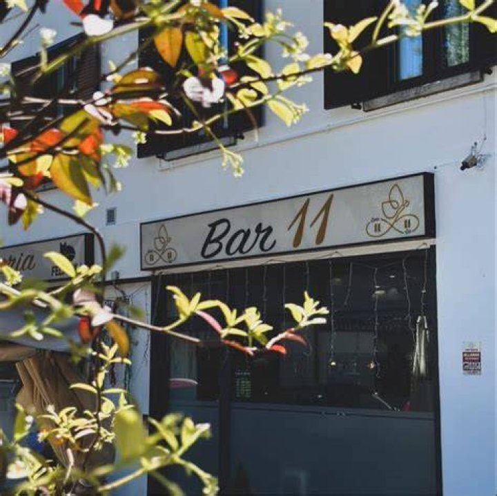 bar-11