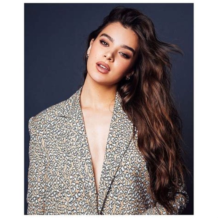 bdotw-hailee-steinfeld-1