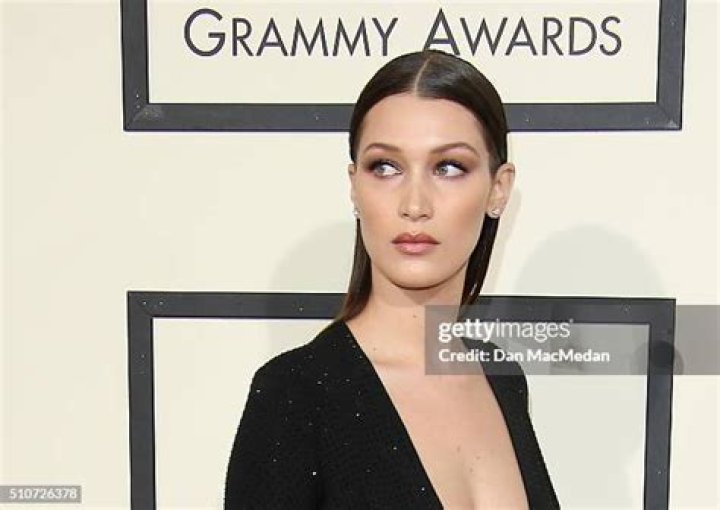 bella-hadid-grammys-2016-grammy-awards-best-dressed