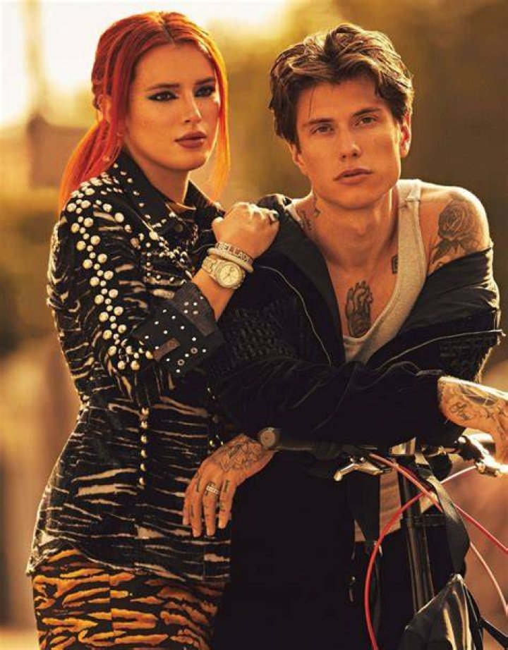 Bella Thorne & Benjamin Mascolo