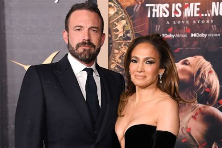 Ben Affleck and JLo on a coffee date