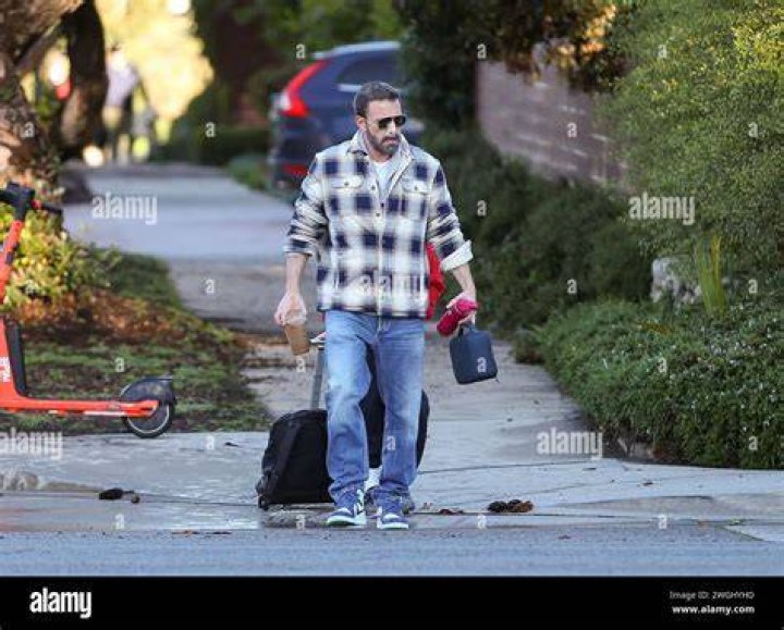 Ben Affleck Bonds Over Iced Coffee