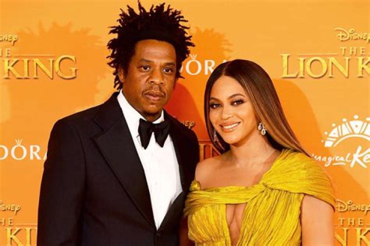 Beyonce & Jay-Z Sharing A Moment Onstage