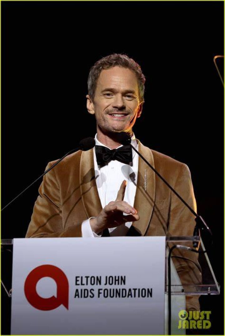 billy-brown-elton-john-oscars-after-party-2016