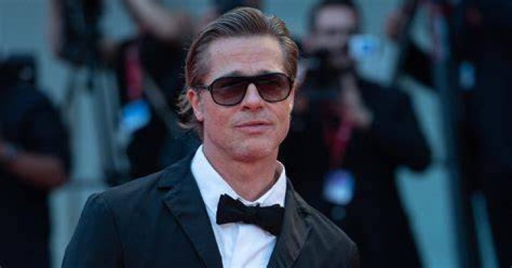 Brad Pitt getting steamy