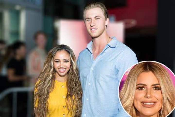 Brielle Biermann, Vanessa Morgan and Michael Kopech