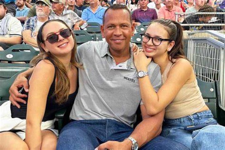 Brooklyn, NY - MLB star Alex Rodriguez is recently single but looking totally unbothered! A-Rod is all smiles while he leaves the same building Katie Holmes lives in! The retired NY Yankees star was on his way to play golf with a friend.Pictured: Alex Rodriguez BACKGRID USA 15 JUNE 2021 USA: +1 310 798 9111 / : +44 208 344 2007 / *UK Clients - Pictures Containing ChildrenPlease Pixelate Face Prior To Publication*