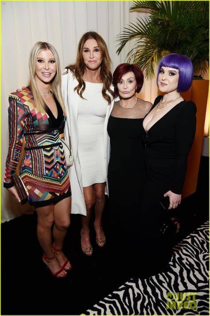 caitlyn-jenner-kelly-osbourne-elton-john-foundation-aids-oscars-2016-after-party-rex