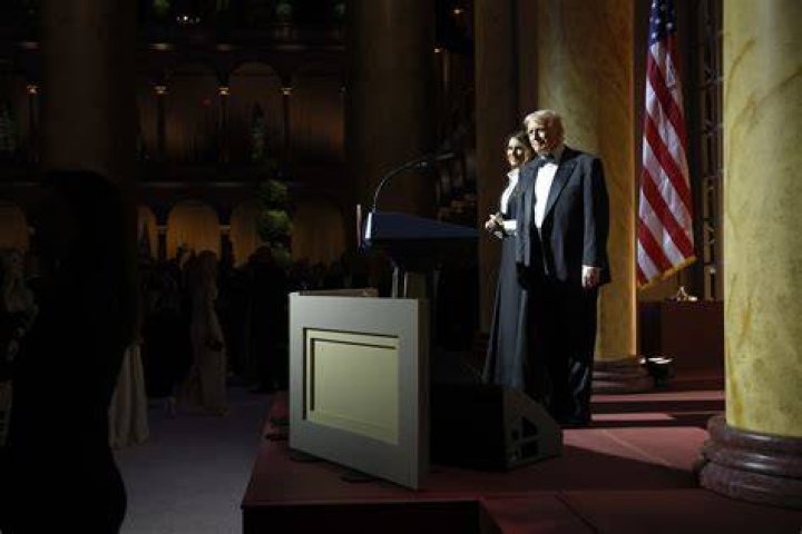 candlelight-dinner-trump-18
