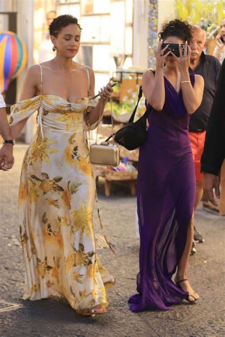 Capri, ITALY - Vanessa Hudgens spotted having a laugh and some wine on a night out at Taverna Anema e Core in Capri. The singer has was seen enjoying herself during a night out with her pals and even happily posed with Gianluigi Lembo. Pictured: Vanessa Hudgens BACKGRID USA 3 AUGUST 2022 BYLINE MUST READ: Cobra Team / BACKGRID USA: +1 310 798 9111 / UK: +44 208 344 2007 / *UK Clients - Pictures Containing Children Please Pixelate Face Prior To Publication*