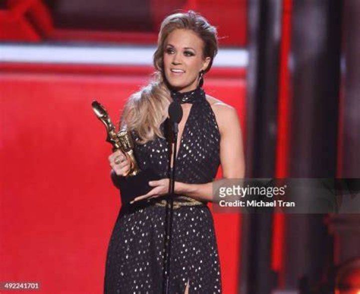 Carrie-Underwood-billboard-awards-2014