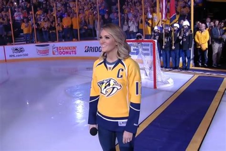 carrie-underwoodNashville-Predators-Support