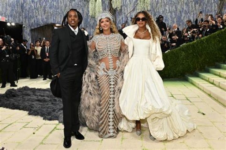 Celebrities arrive to Beyonce's Paris Fashion Week closing party at the Palais de Tokio in Paris, France. In attendance were Lori Harvey, Tyler the Creator, Burna Boy, Chiara Ferragni, Amina Muaddi, Jaden Smith, Victor Cruz, Cindy Bruna, Imaan Hammam, Doja Cat, Fai Khadra, Rick Owens and Naomi Campbell. Pictured: Lori Harvey Ref: SPL5491175 051022 NON-EXCLUSIVE Picture by: Pichichipixx / SplashNews.com Splash News and Pictures USA: +1 310-525-5808 London: +44 (0)20 8126 1009 Berlin: +49 175 3764 166 World Rights