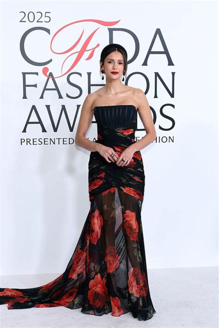 060511_cfda_awards_115335728