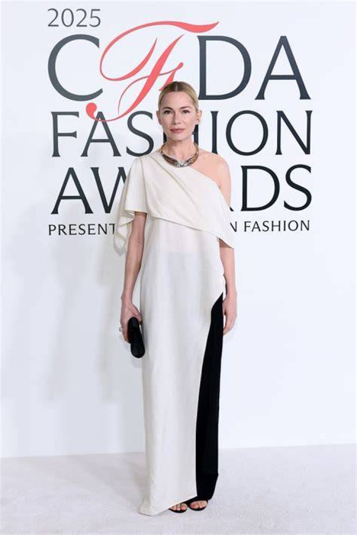 060511_cfda_awards_115352057