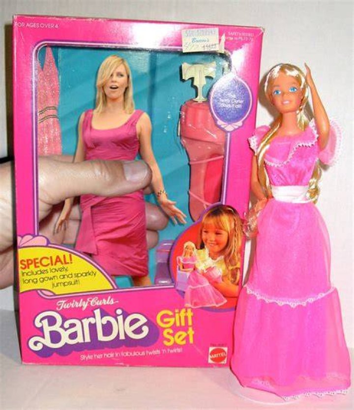 charlize-145697475