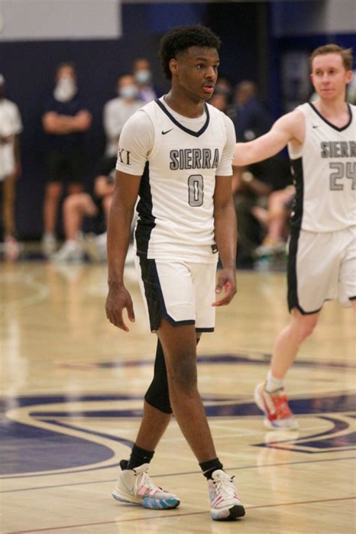 Chatsworth, CA - Drake & Michael B Jordan step out to support Bronny James, Amari Bailey & the Sierra Canyon Varsity Basketball squad play their last basketball game of the season. Drake shows a lot of emotion during the game; smiling, yelling frantically at the refs and cheering his boys as they fall short to be eliminated from the regional playoffs. Interestingly enough Drake made his feeling known in the form of fashion as he donned jeans with 'Fuck You' printed near his crotch. At the end of the game, he shows love to Amari Bailey who had a stellar season. Pictured: Drake, Michael B. Jordan, Bronny James, Amari Bailey, Savannah James BACKGRID USA 17 JUNE 2021 BYLINE MUST READ: ShotbyNYP / BACKGRID USA: +1 310 798 9111 / UK: +44 208 344 2007 / *UK Clients - Pictures Containing Children Please Pixelate Face Prior To Publication*