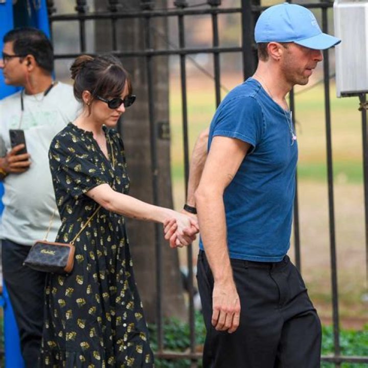 Chris Martin, Dakota Johnson 