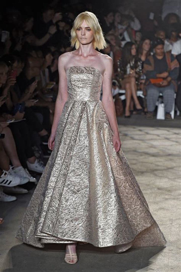 christian-siriano-NYFW-spring-2016-gallery-1