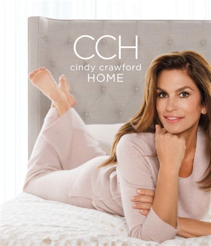 Cindy Crawford At A Store Launch